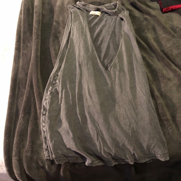 Grey tank - Picture 1 of 1